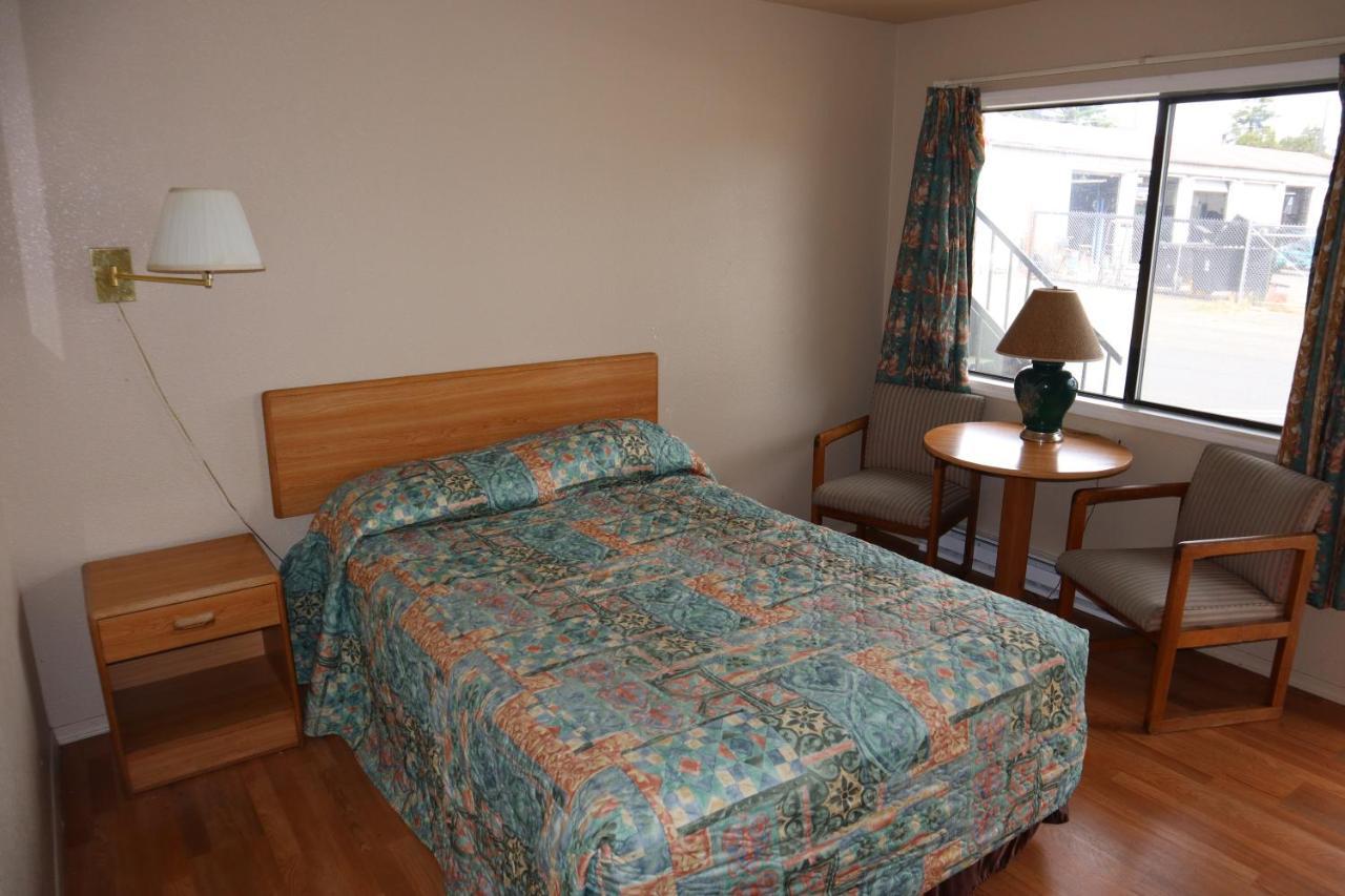 Silver Sands Motel Флоренс Екстер'єр фото