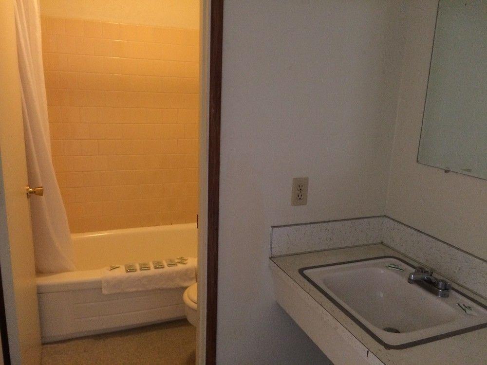 Silver Sands Motel Флоренс Екстер'єр фото